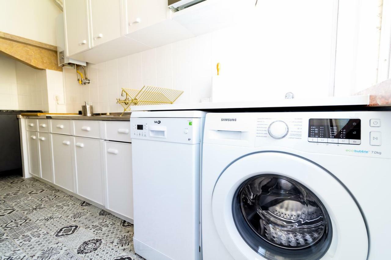 Avenidas Cozy Apartment Lisbon Luaran gambar