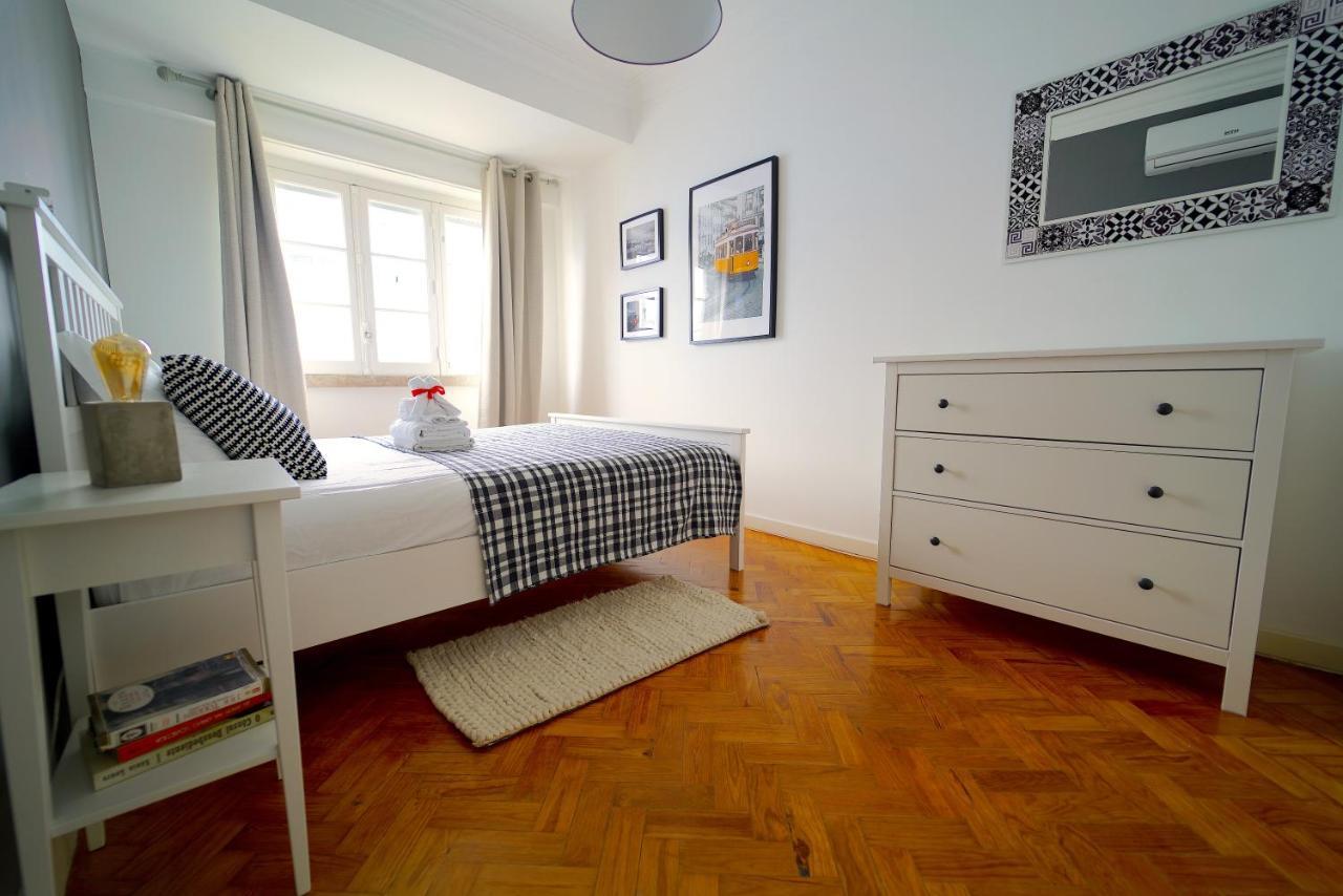 Avenidas Cozy Apartment Lisbon Luaran gambar